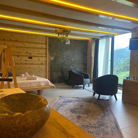 Huervadi Bungalow Rize Exteriör bild