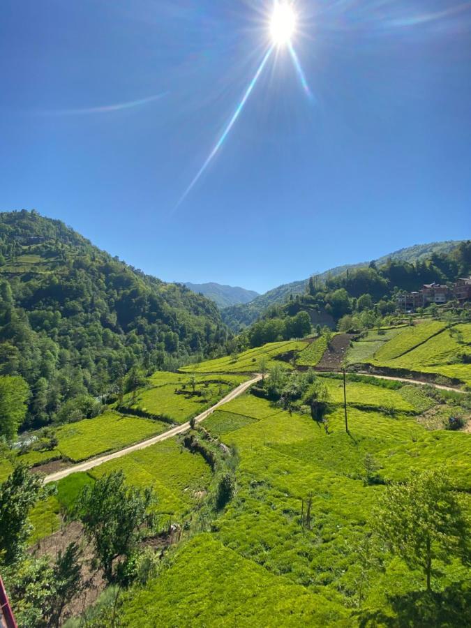 Huervadi Bungalow Rize Exteriör bild